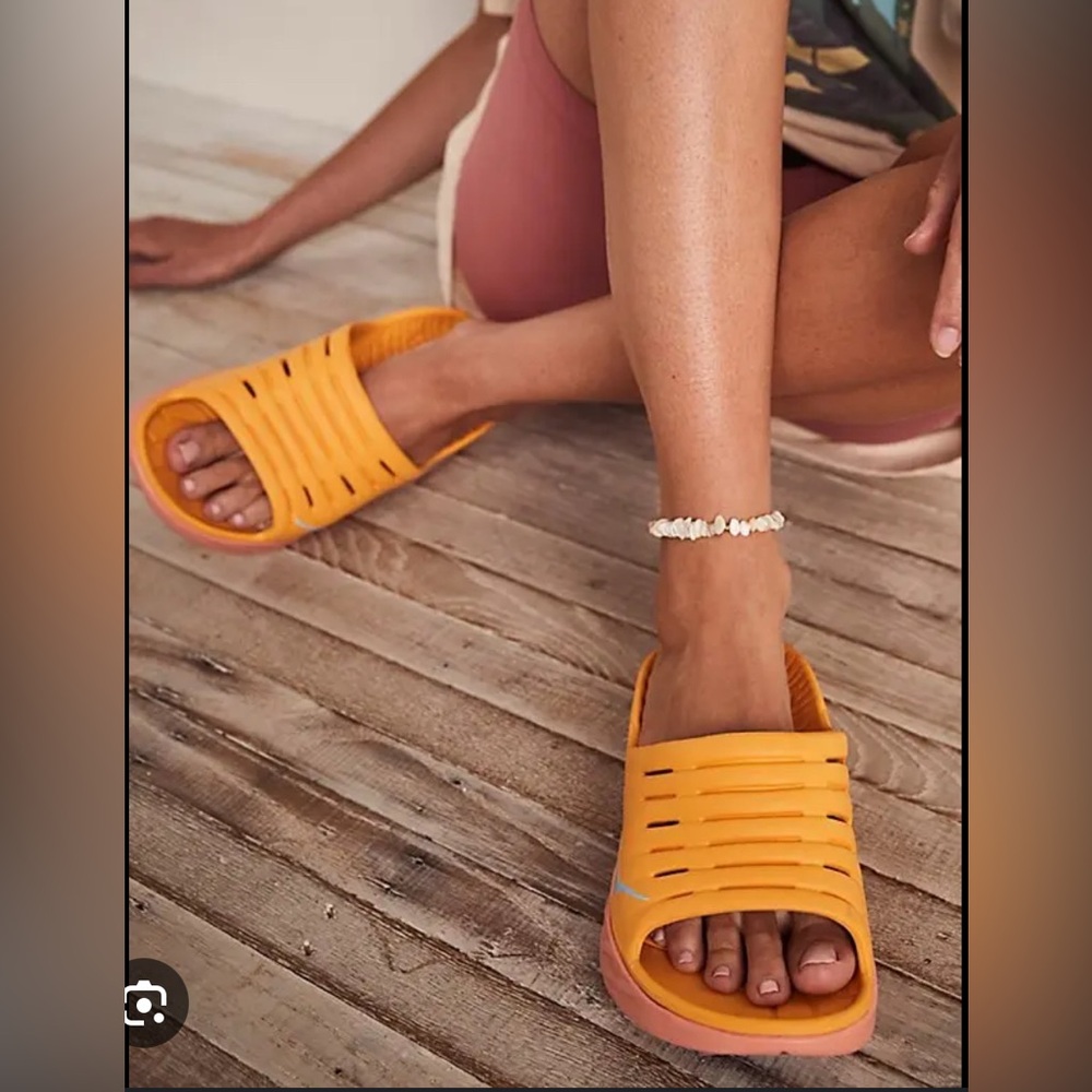 🧡 Hoka One One Ora Recovery Sandals 🩴